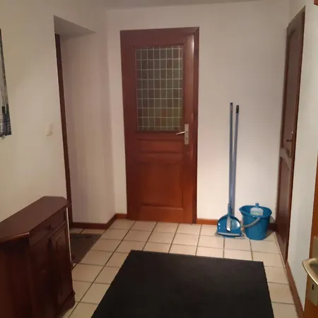 Apartment De